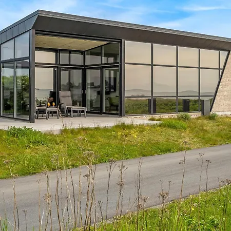 Two-bedroom In Ferienhaus